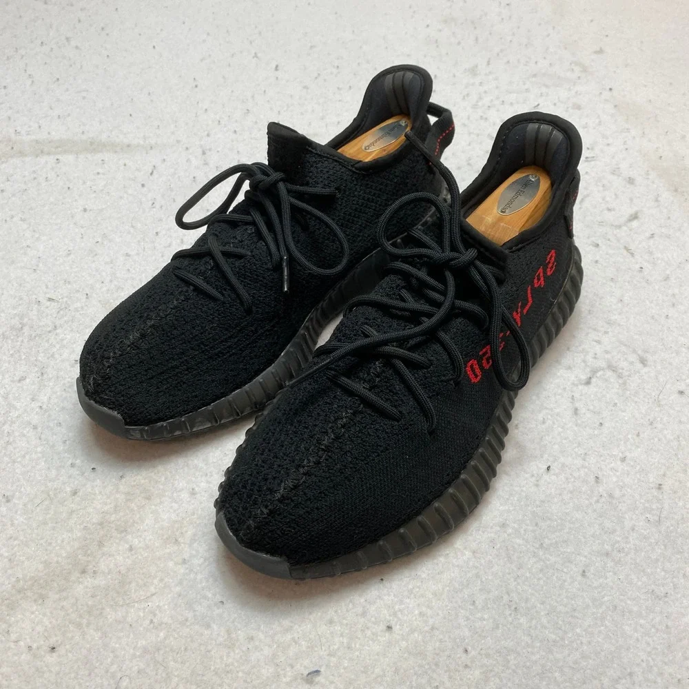 Adidas Sneakers Mens 10 Black Yeezy Boost 350 V2 Bred CP9652